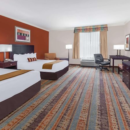 เบย์มอนต์ บาย วินด์แฮม เฮนเดอร์สัน Hotel Henderson ภายนอก รูปภาพ