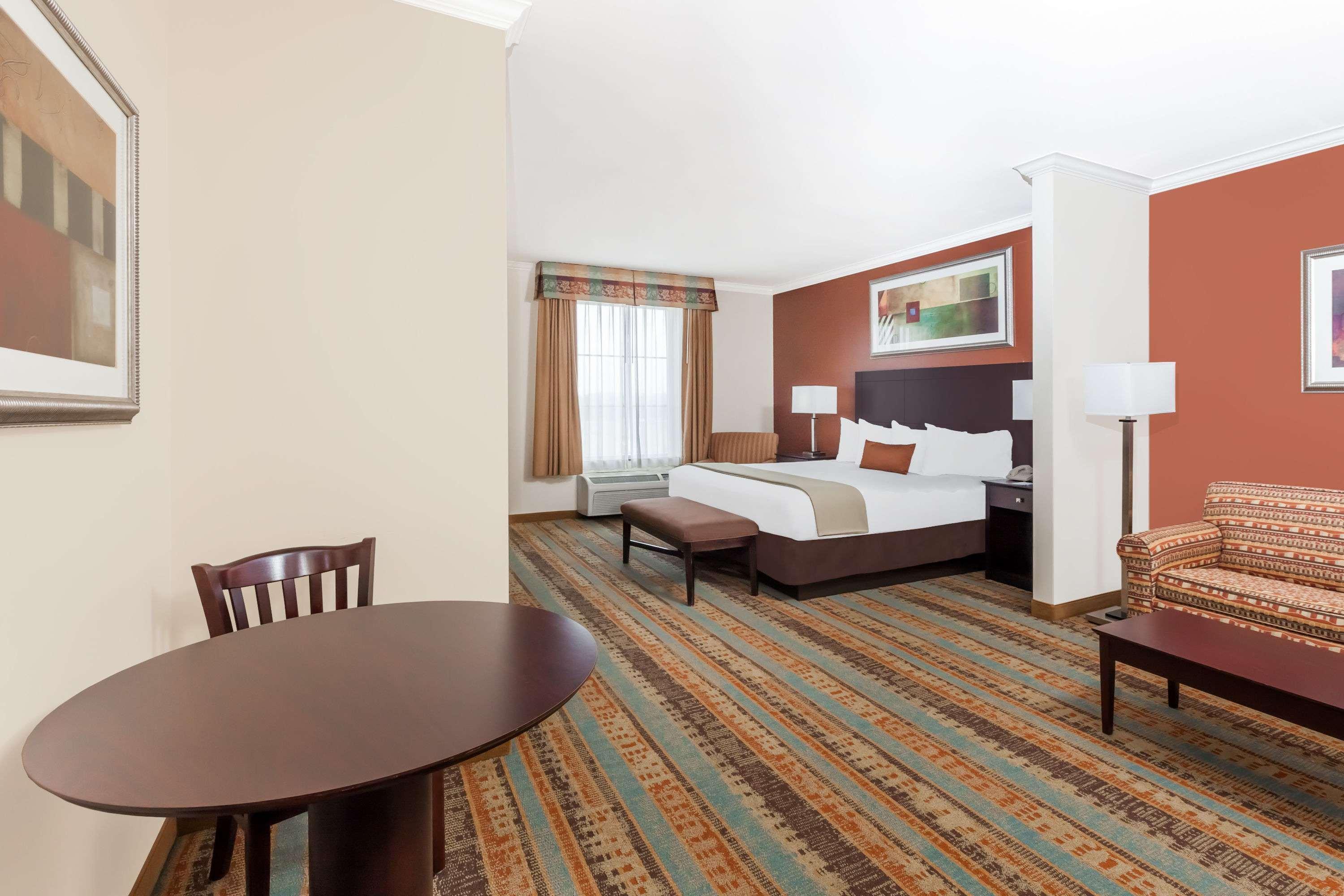 เบย์มอนต์ บาย วินด์แฮม เฮนเดอร์สัน Hotel Henderson ภายนอก รูปภาพ
